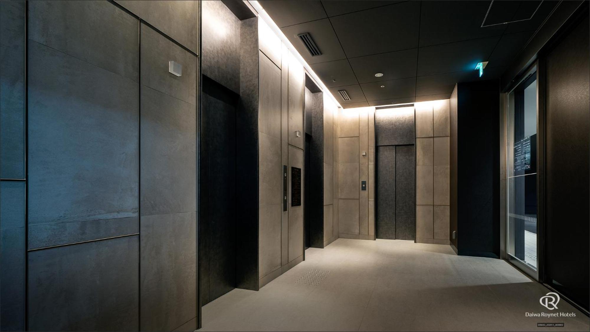Daiwa Roynet Kyobashi Premier Hotel Tokyo